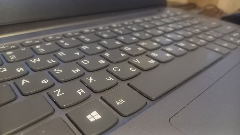 Специалистов по фольклору, фасовщика коры и компьютерного криминалиста ищут в Иркутской области